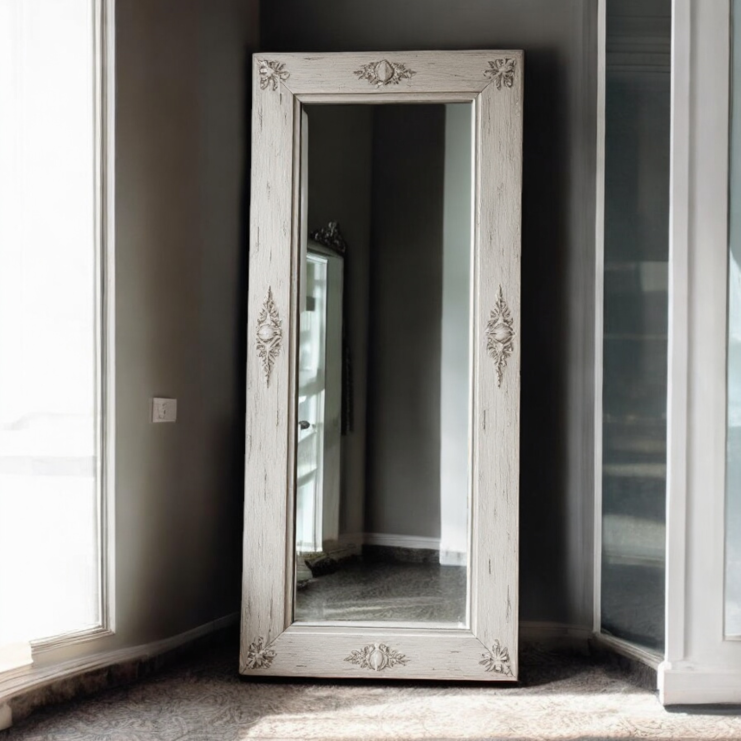 standing mirror