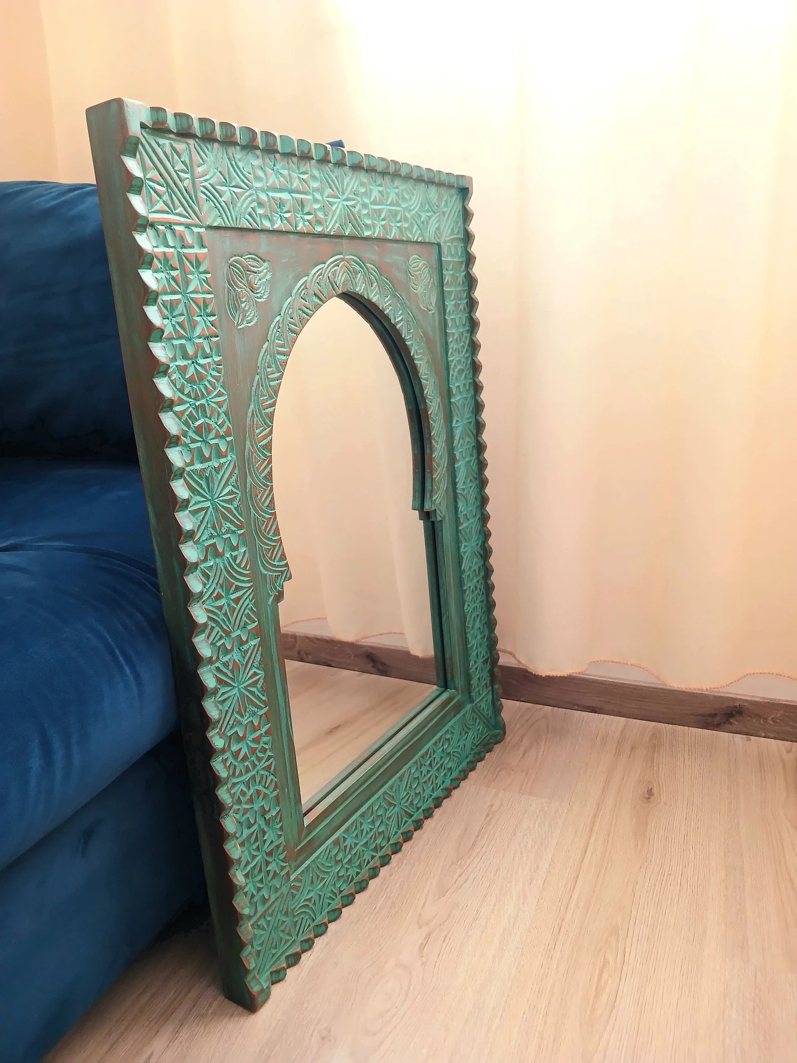 Moroccan Hand‑Carved Wooden Wall Mirror — Vintage Arch Frame, Farmhouse Decor 80 × 60 cm | Living Furn India