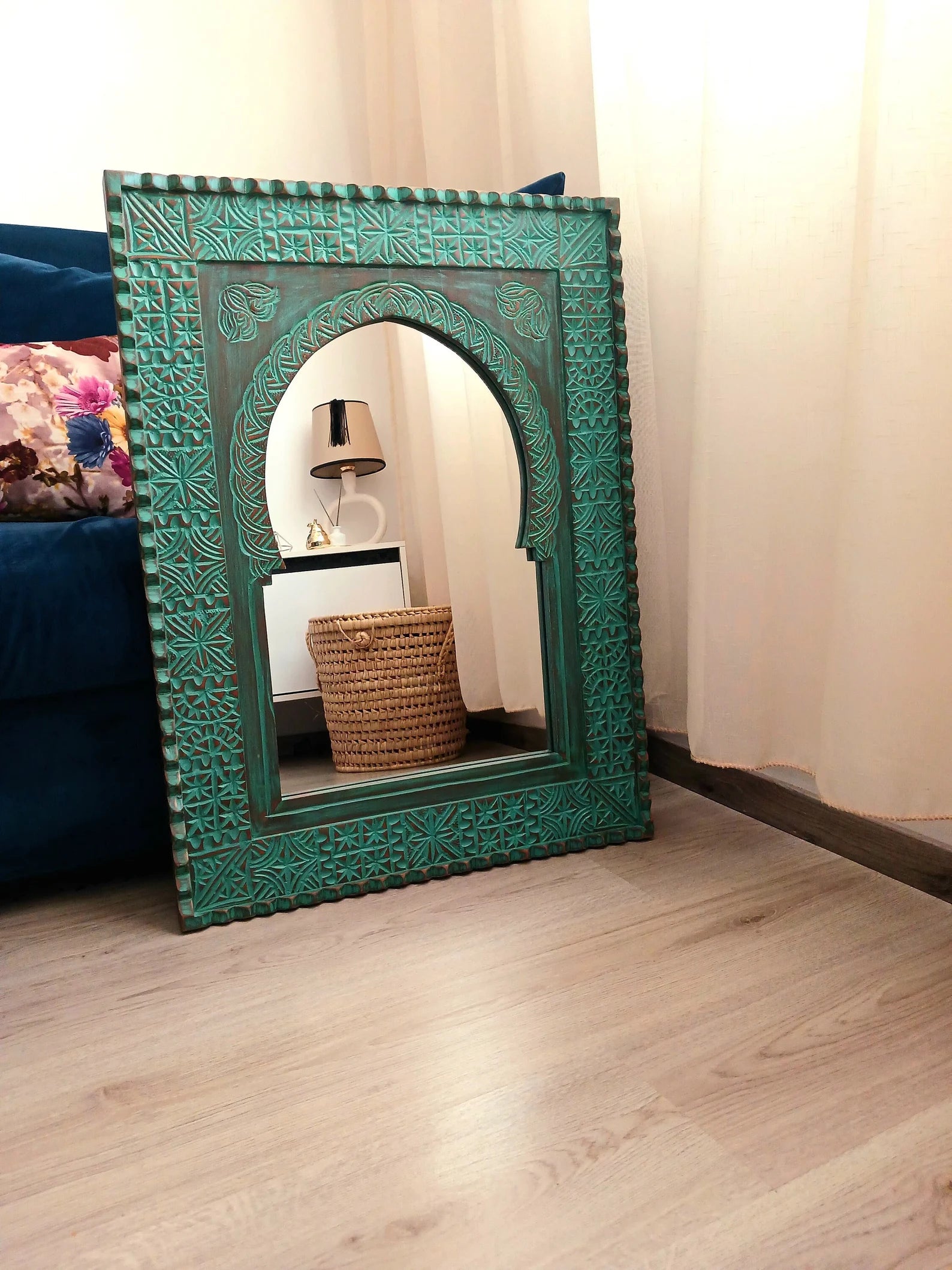 Moroccan Hand‑Carved Wooden Wall Mirror — Vintage Arch Frame, Farmhouse Decor 80 × 60 cm | Living Furn India