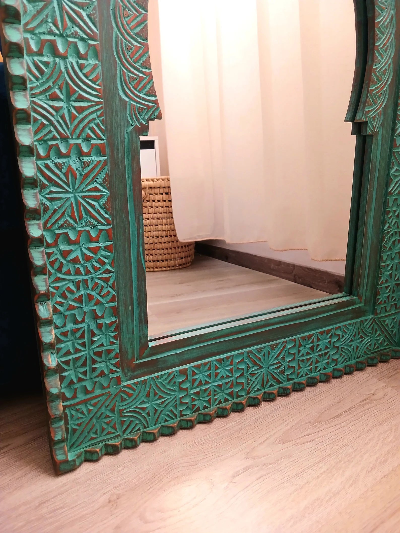 Moroccan Hand‑Carved Wooden Wall Mirror — Vintage Arch Frame, Farmhouse Decor 80 × 60 cm | Living Furn India