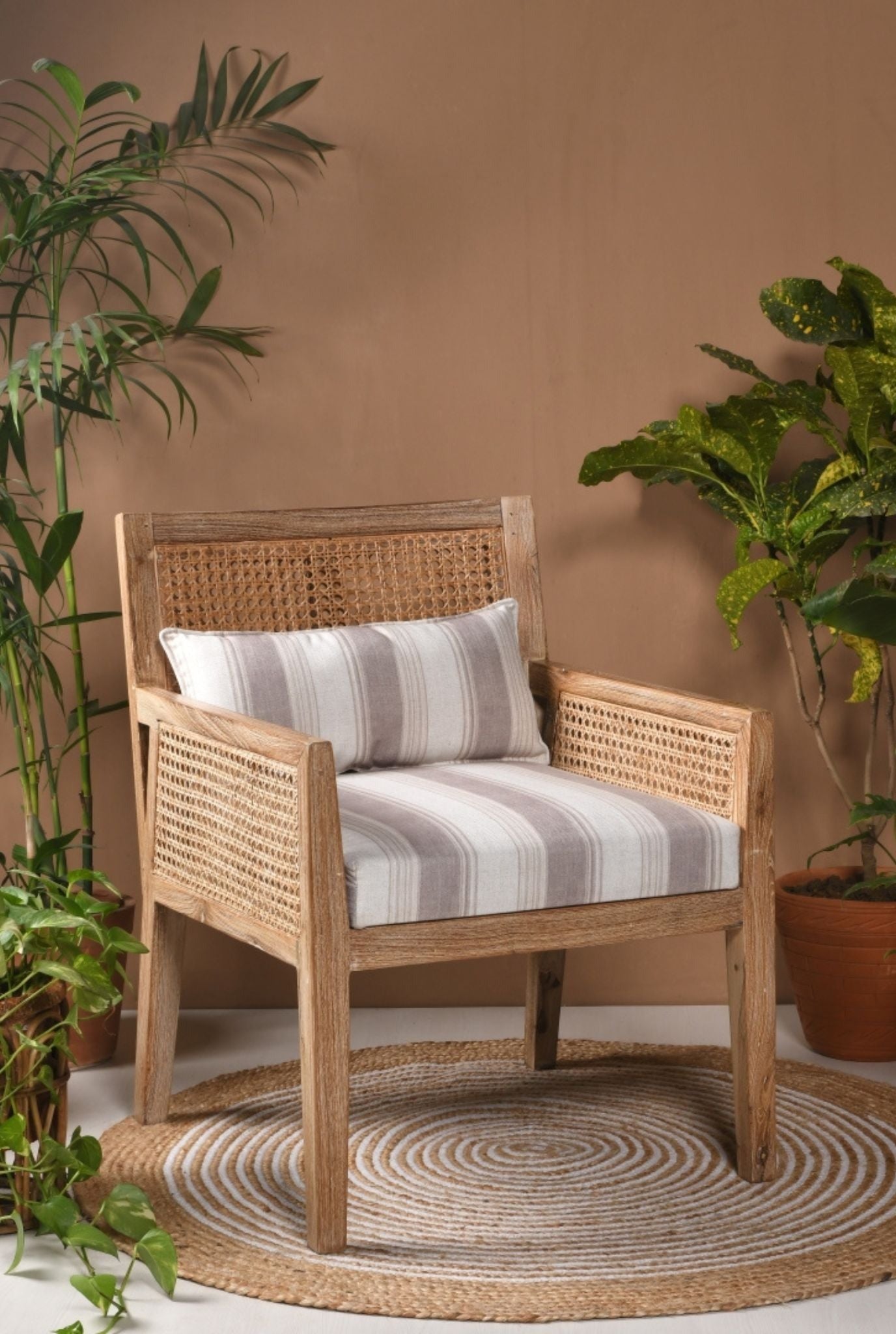 TITZIT CANE ARMCHAIR